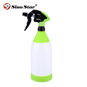 1L /32oz Plastic Sprayer Bottle Cleaning Spray Bottles for Car Cleaning and Auto Detailing 