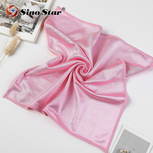 30*30cm Hot Selling Microfiber Glass Pink Cleaning Cloth